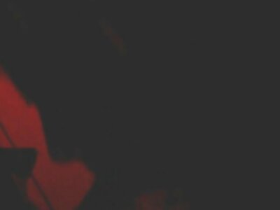 ਬਿਸਤਰੇ 'ਤੇ ਮਨਪਸੰਦ ਸੈਕਸ ਖਿਡੌਣੇ ਨਾਲ ਖੇਡਦੇ ਹੋਏ ਨੌਜਵਾਨ ਬਲੂਨੇਟਸ ਦੀ ਜੋੜੀ